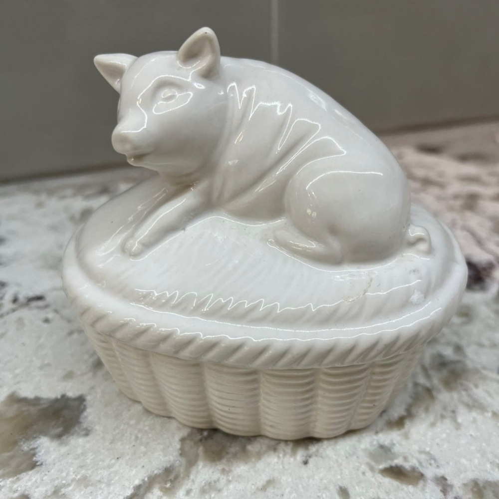 Ceramic Pig White Trinket Jewelry  Dish